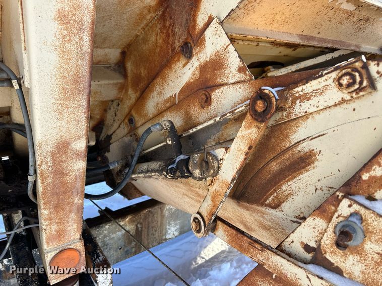 image for item NS9164 1979 Ford 800 feed delivery truck