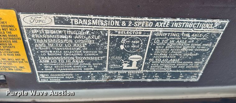 image for item NS9164 1979 Ford 800 feed delivery truck