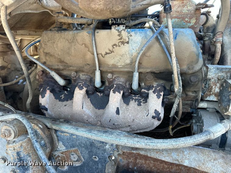 image for item NS9164 1979 Ford 800 feed delivery truck