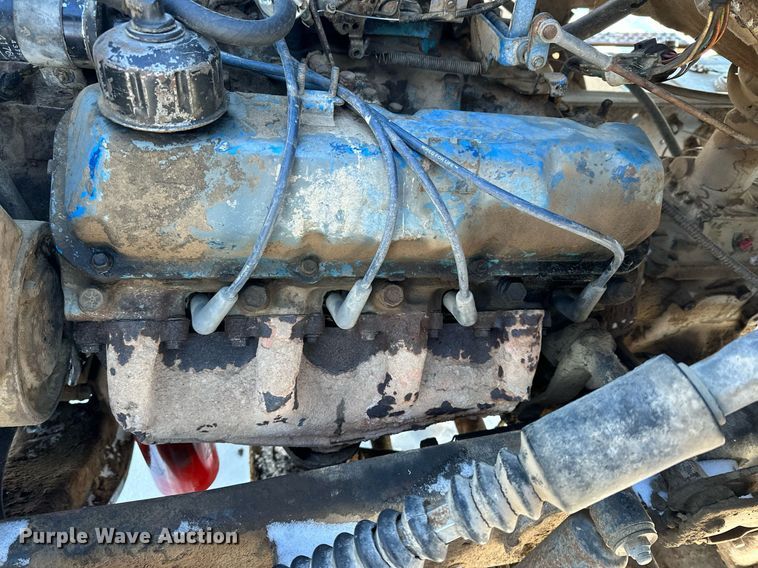 image for item NS9164 1979 Ford 800 feed delivery truck