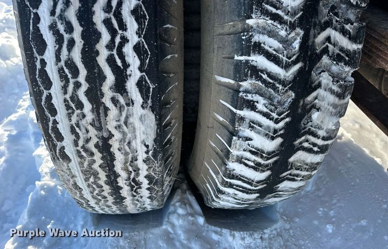 image for item NS9164 1979 Ford 800 feed delivery truck