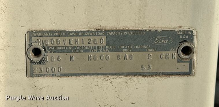 image for item NS9164 1979 Ford 800 feed delivery truck