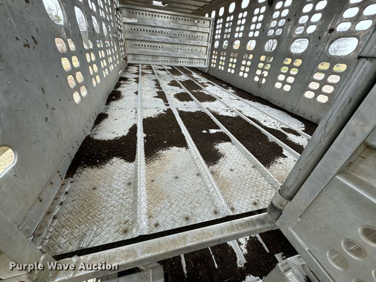 image for item OD9902 1991 Wilson livestock trailer