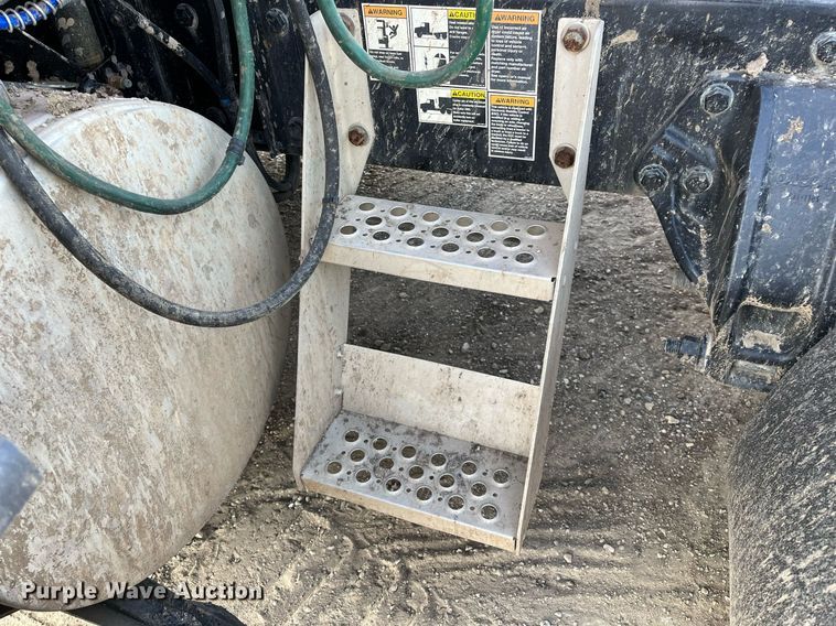 image for item DM2025 2017 Kenworth  T680 semi truck