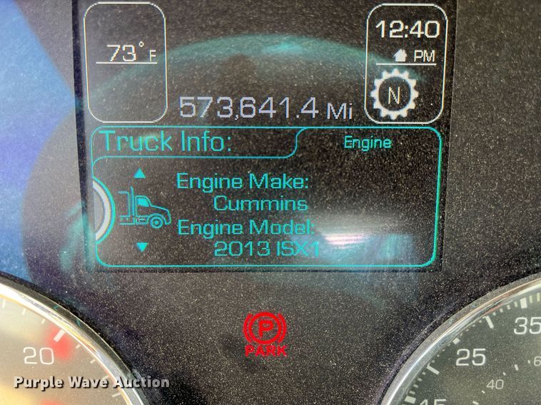 image for item DM2025 2017 Kenworth  T680 semi truck