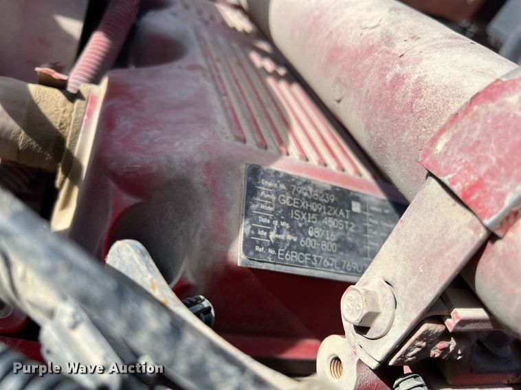 image for item DM2025 2017 Kenworth  T680 semi truck