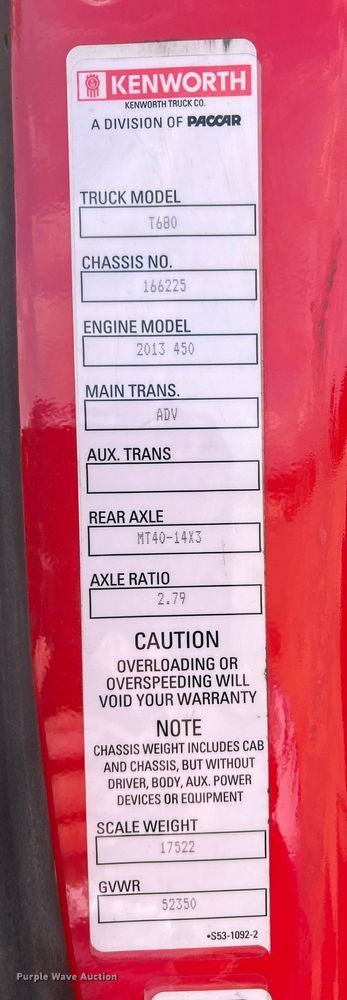 image for item DM2025 2017 Kenworth  T680 semi truck