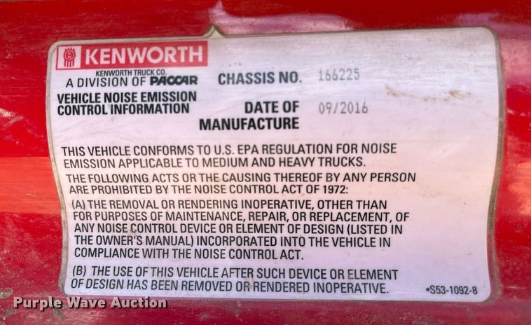 image for item DM2025 2017 Kenworth  T680 semi truck