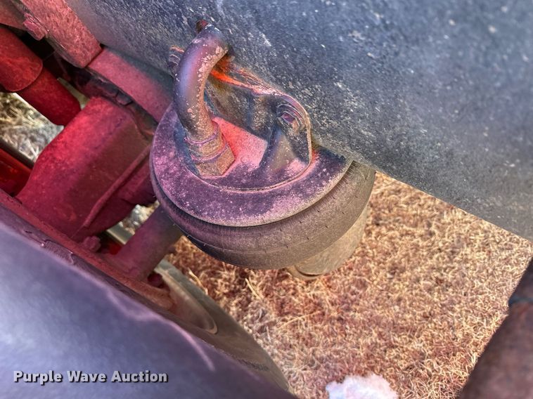 image for item DM2662 2006 Kenworth T600 semi truck