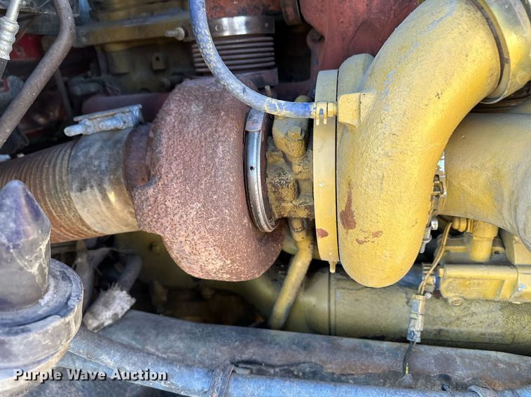 image for item DM2662 2006 Kenworth T600 semi truck