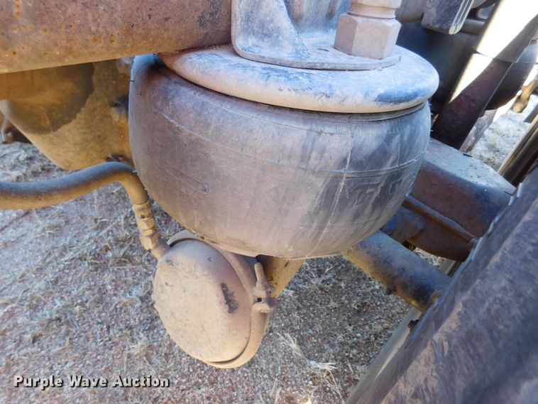 image for item DM2662 2006 Kenworth T600 semi truck