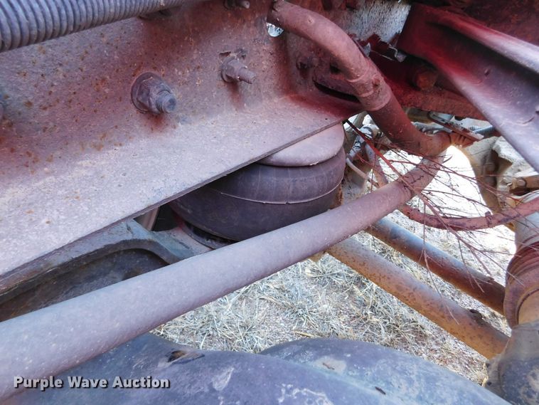 image for item DM2662 2006 Kenworth T600 semi truck