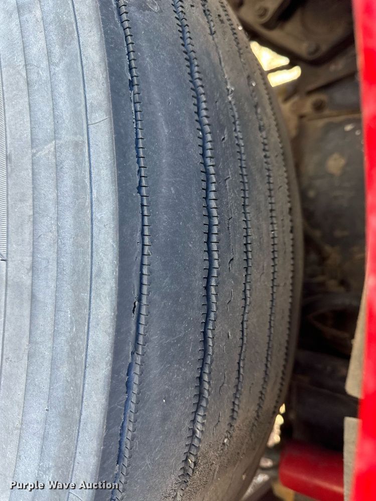 image for item DM2662 2006 Kenworth T600 semi truck