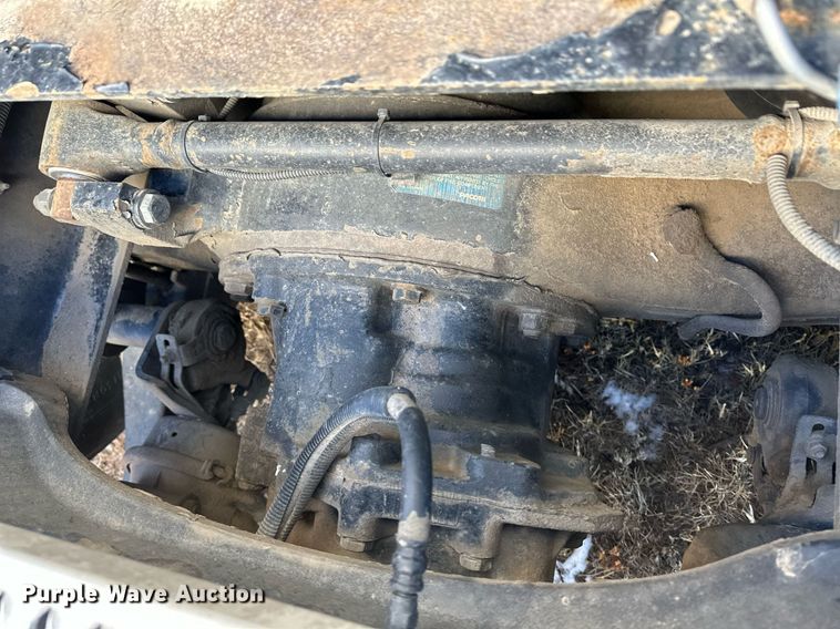 image for item DM2663 2011 Peterbilt 386 semi truck