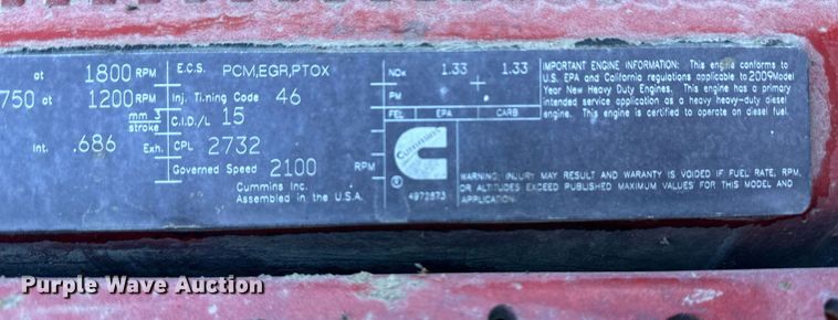 image for item DM2663 2011 Peterbilt 386 semi truck