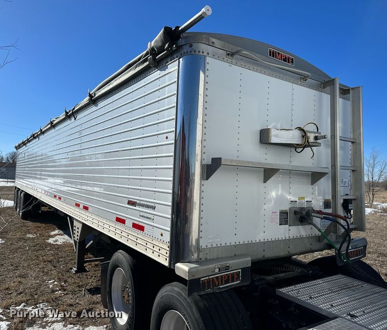 image for item DM2664 2016 Timpte grain trailer