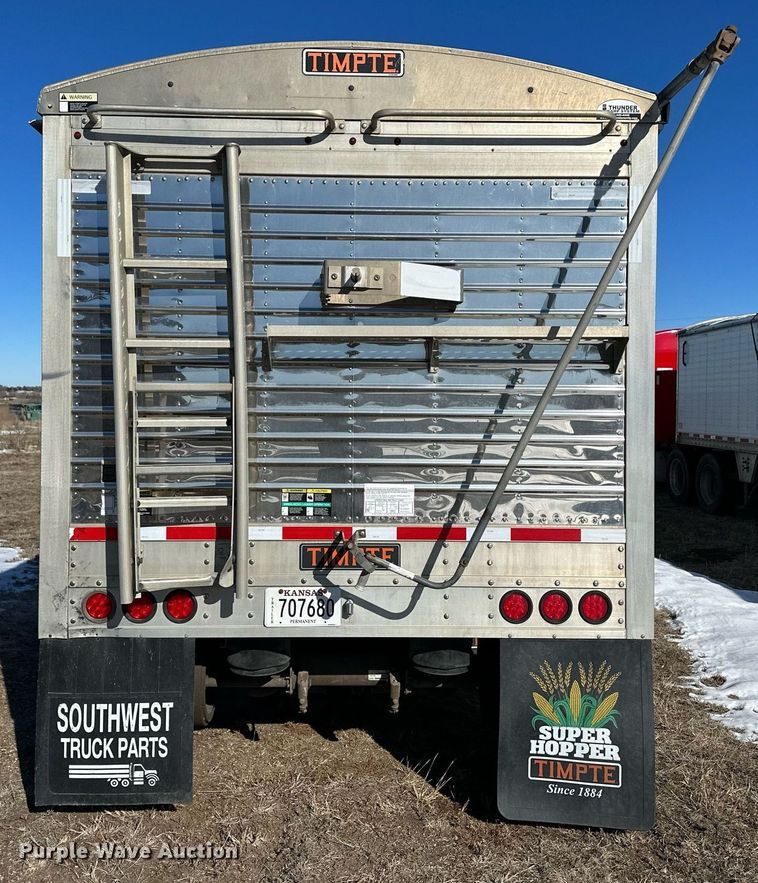 image for item DM2664 2016 Timpte grain trailer