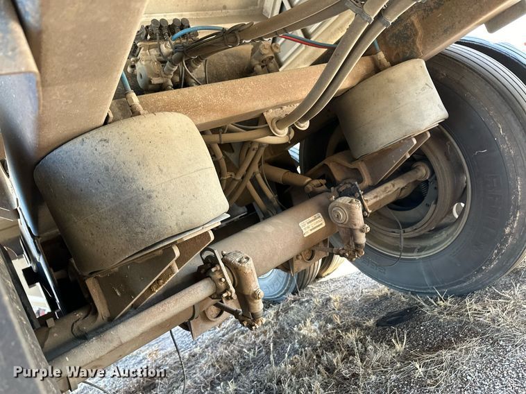 image for item DM2664 2016 Timpte grain trailer