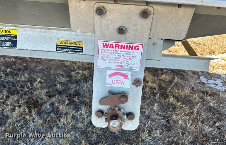 image for item DM2664 2016 Timpte grain trailer