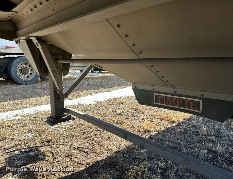 image for item DM2664 2016 Timpte grain trailer
