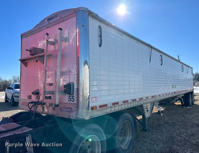 image for item DM2665 2012 Wilson DWH-551 grain trailer