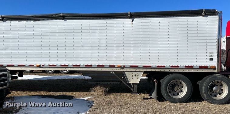 image for item DM2665 2012 Wilson DWH-551 grain trailer