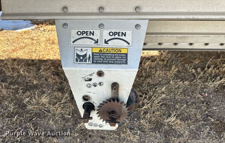 image for item DM2665 2012 Wilson DWH-551 grain trailer