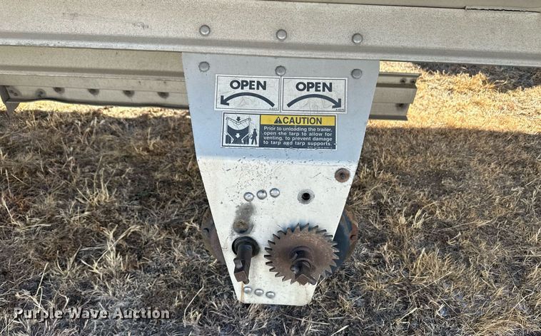 image for item DM2665 2012 Wilson DWH-551 grain trailer