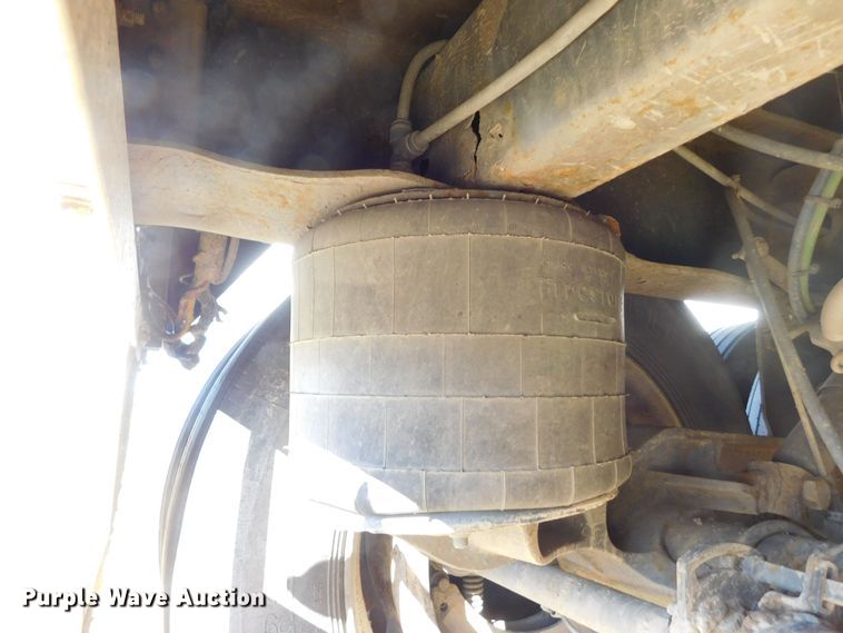 image for item DM2665 2012 Wilson DWH-551 grain trailer