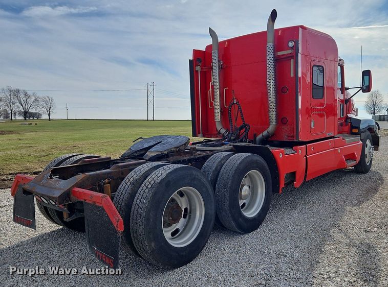 image for item DN7183 2007 Kenworth T600 semi truck
