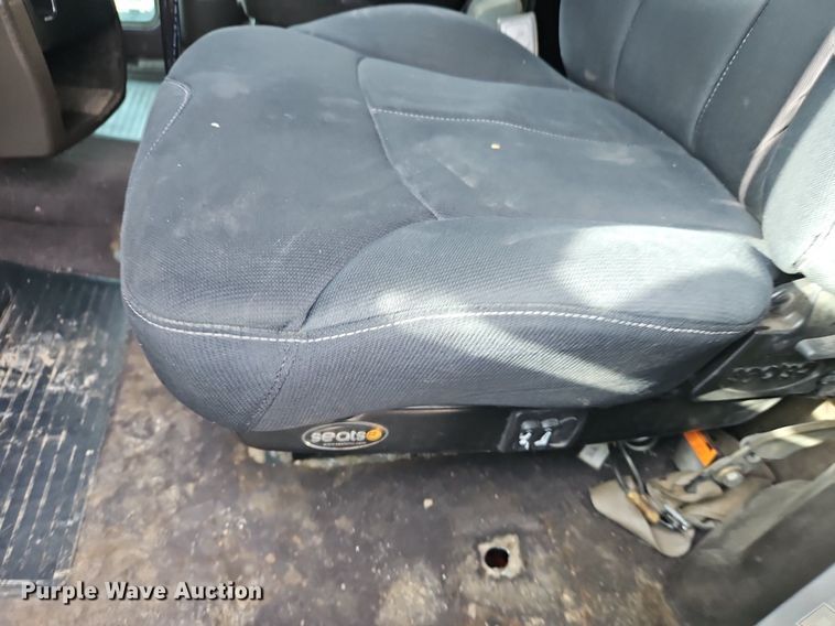 image for item DN7183 2007 Kenworth T600 semi truck