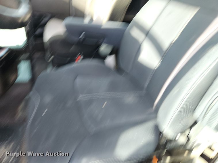 image for item DN7183 2007 Kenworth T600 semi truck