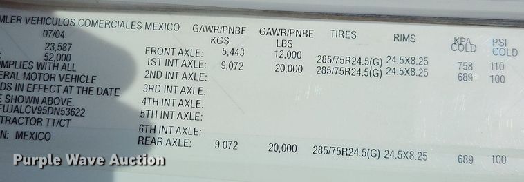 image for item DN7185 2005 Freightliner  FLD120 semi truck