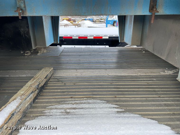 image for item DP0286 2009 Manac  13245C00 drop deck equipment trailer