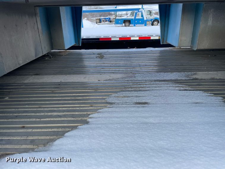 image for item DP0286 2009 Manac  13245C00 drop deck equipment trailer