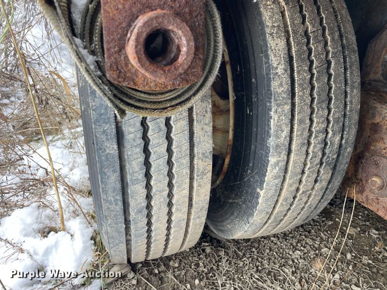 image for item DP0286 2009 Manac  13245C00 drop deck equipment trailer