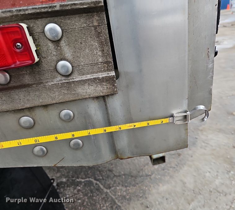 image for item DP0793 1996 Great Dane 7811TZ-1A refrigerated van trailer