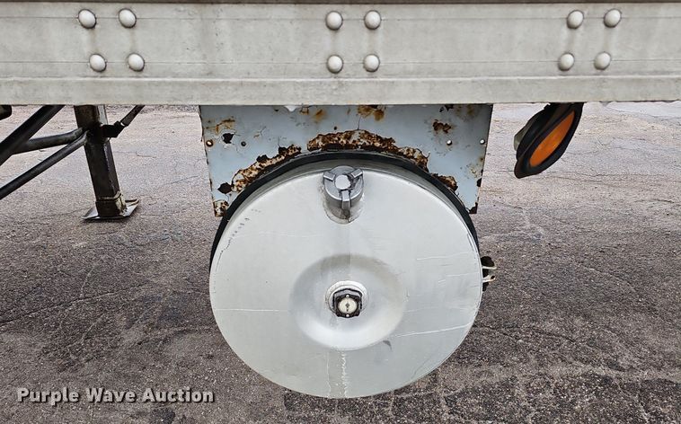 image for item DP0793 1996 Great Dane 7811TZ-1A refrigerated van trailer