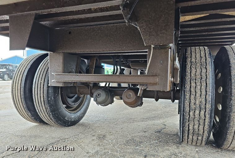 image for item DP0793 1996 Great Dane 7811TZ-1A refrigerated van trailer