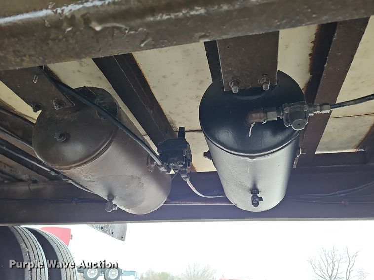 image for item DP0793 1996 Great Dane 7811TZ-1A refrigerated van trailer