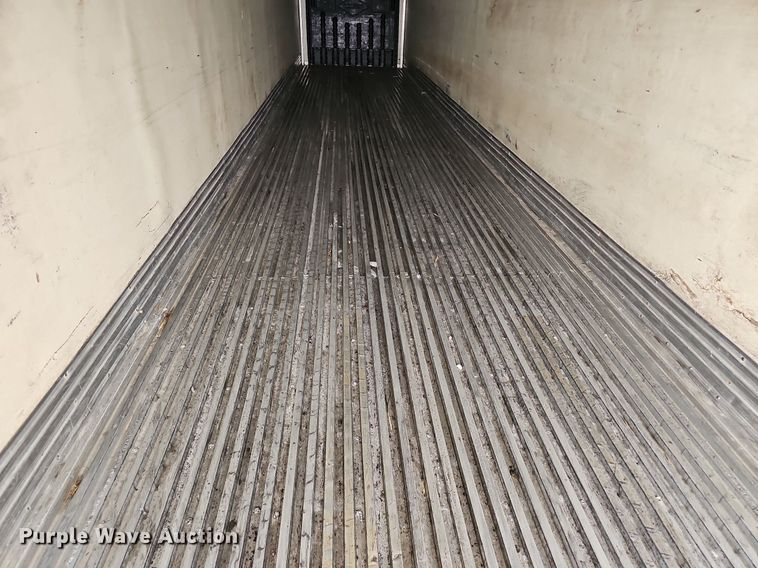 image for item DP0793 1996 Great Dane 7811TZ-1A refrigerated van trailer