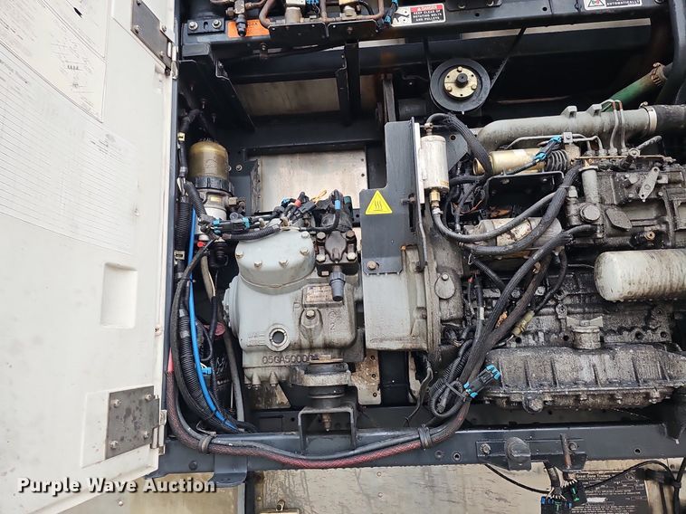 image for item DP0793 1996 Great Dane 7811TZ-1A refrigerated van trailer