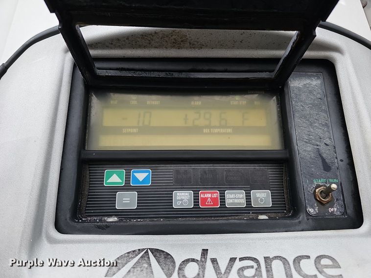 image for item DP0793 1996 Great Dane 7811TZ-1A refrigerated van trailer