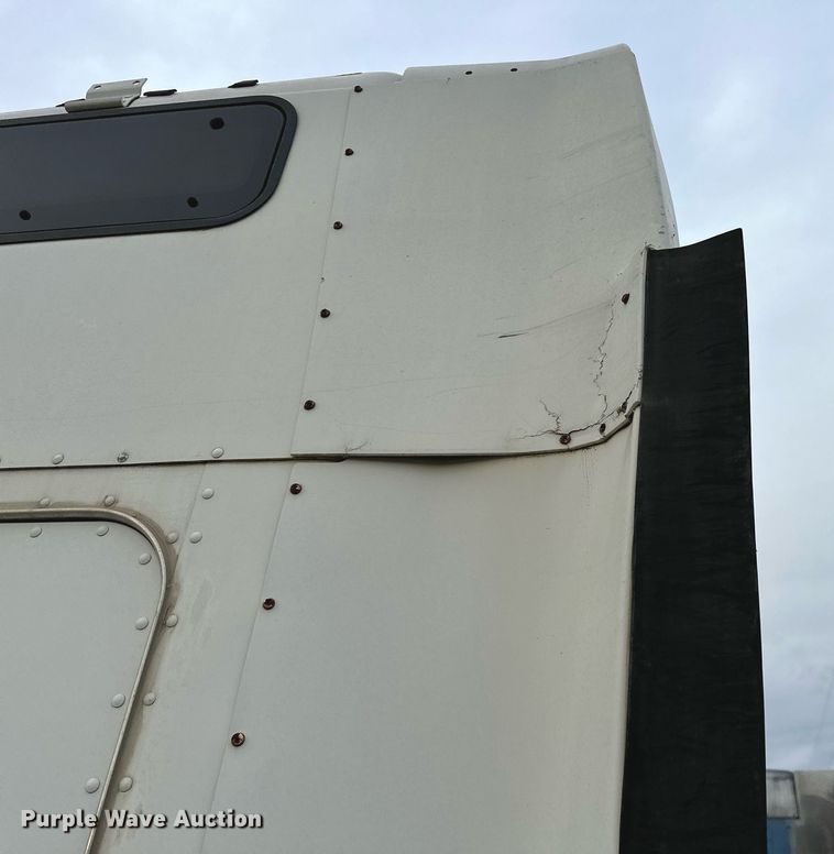 image for item DP3265 2003 Kenworth  T600 semi truck