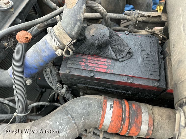 image for item DP3265 2003 Kenworth  T600 semi truck