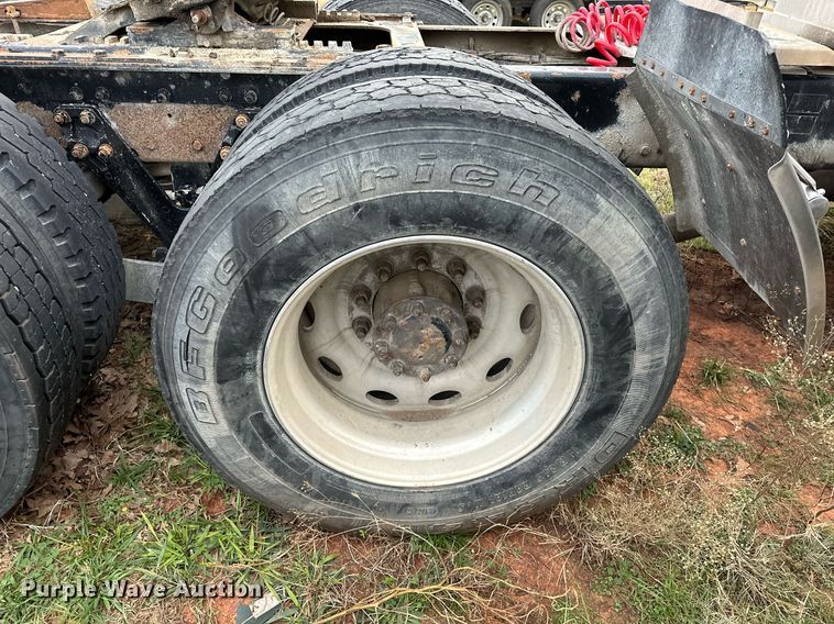 image for item DP3265 2003 Kenworth  T600 semi truck