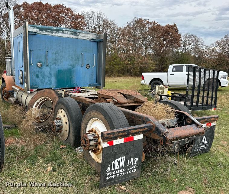 image for item DP3266 1993 Kenworth  W900 semi truck