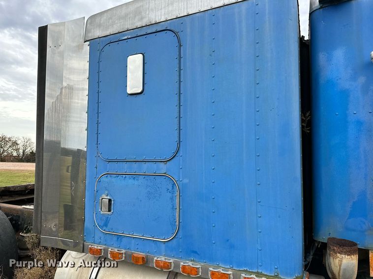 image for item DP3266 1993 Kenworth  W900 semi truck