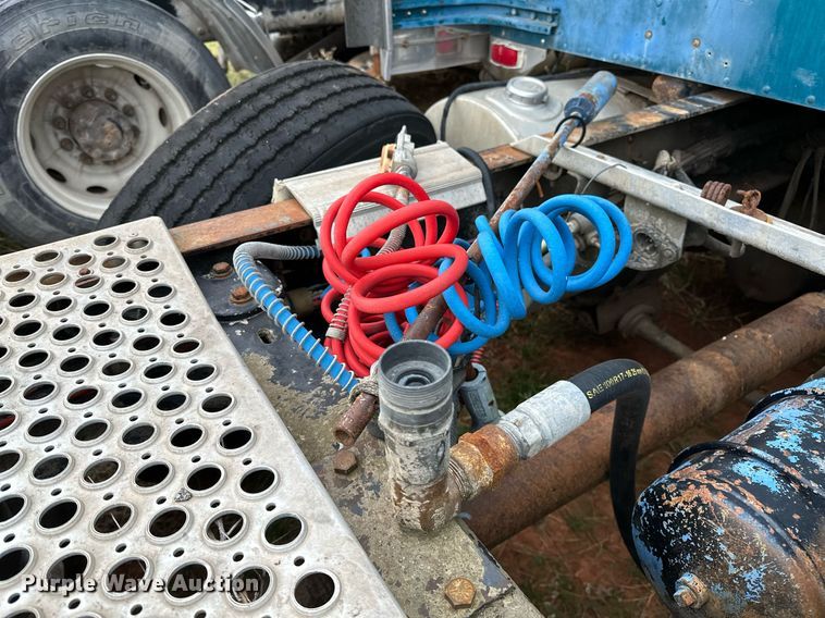 image for item DP3266 1993 Kenworth  W900 semi truck