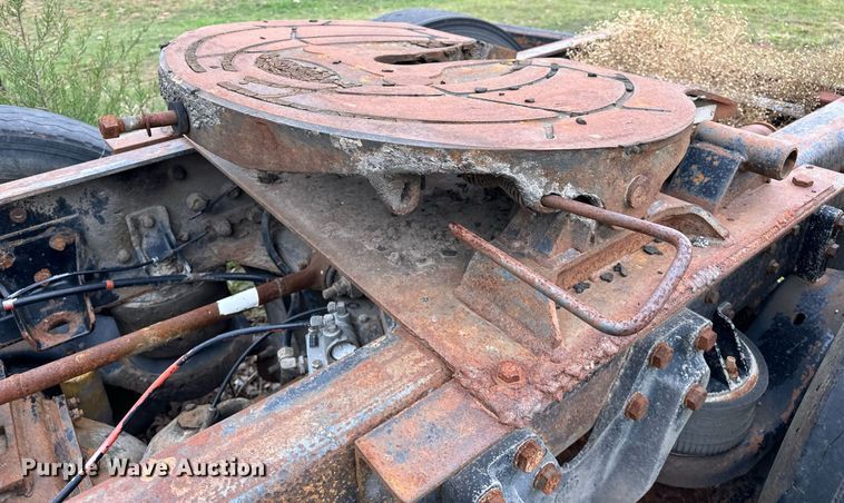 image for item DP3266 1993 Kenworth  W900 semi truck